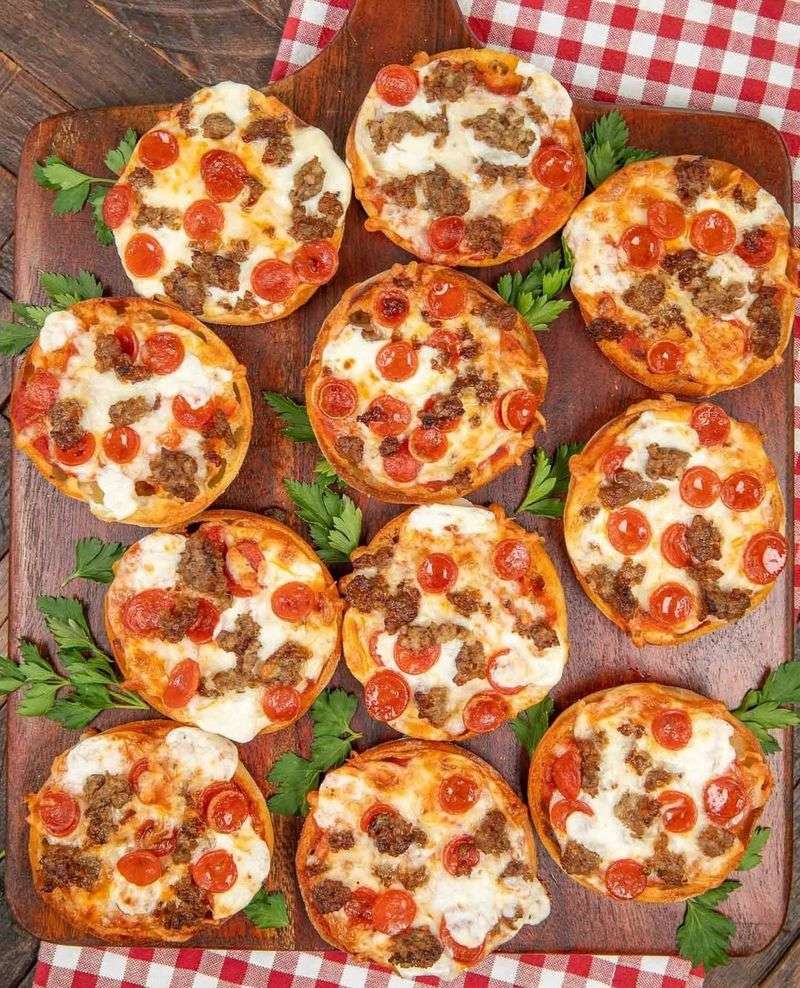English Muffin Pizza