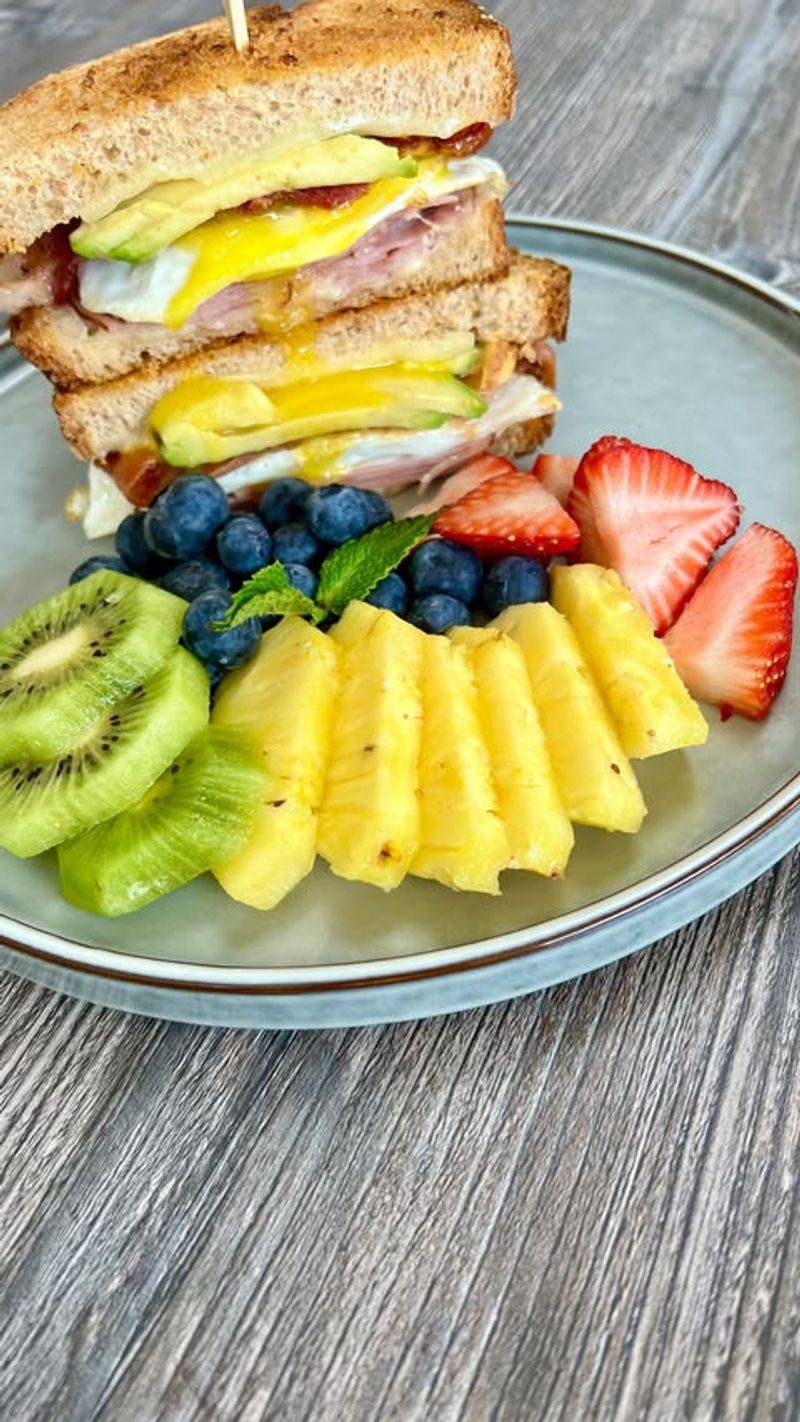 Fruit and Cheese Combo