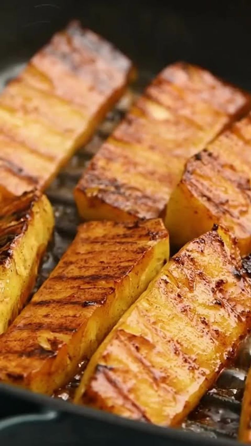 Grilled Pineapple with Cinnamon Sugar Glaze