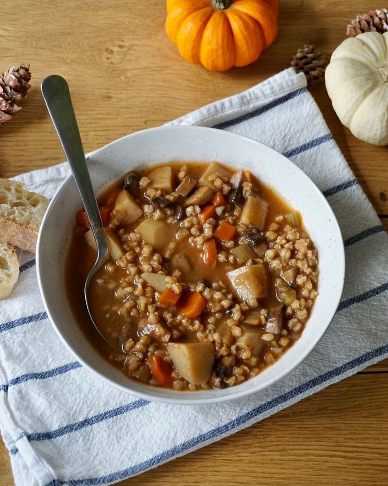 Hearty Vegetable Barley Stew