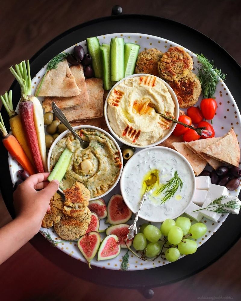 Hummus and Veggie Platter