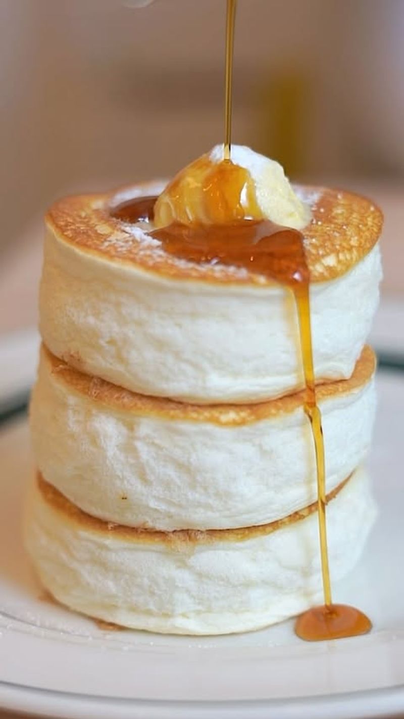 Japanese Soufflé Pancakes