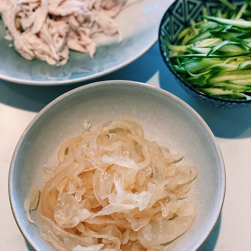 Jellyfish and Seaweed Salad