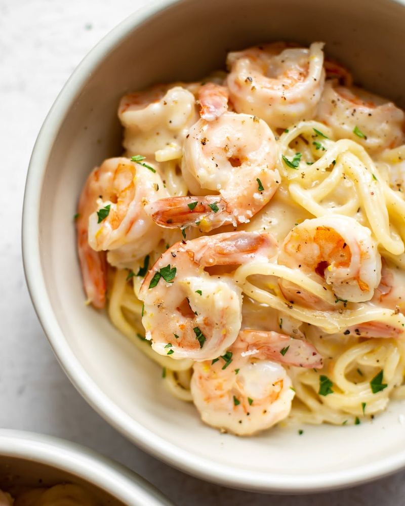 Lemon Garlic Shrimp Pasta