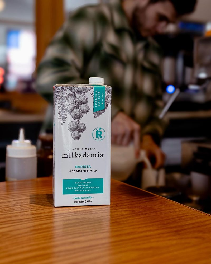 Macadamia Milk