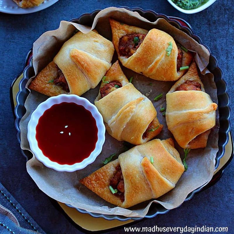 Mango Curry Crescents