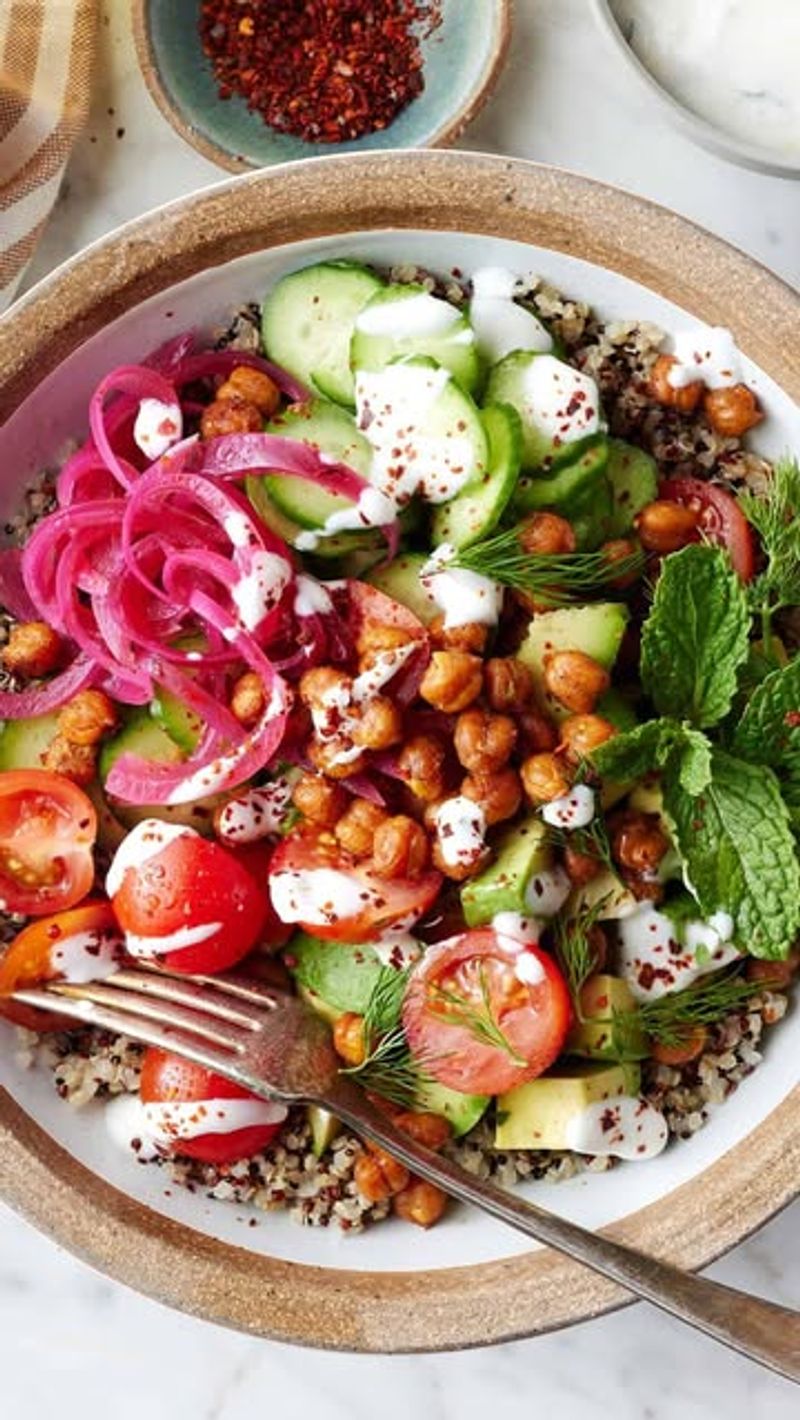 Mediterranean Quinoa Bowl