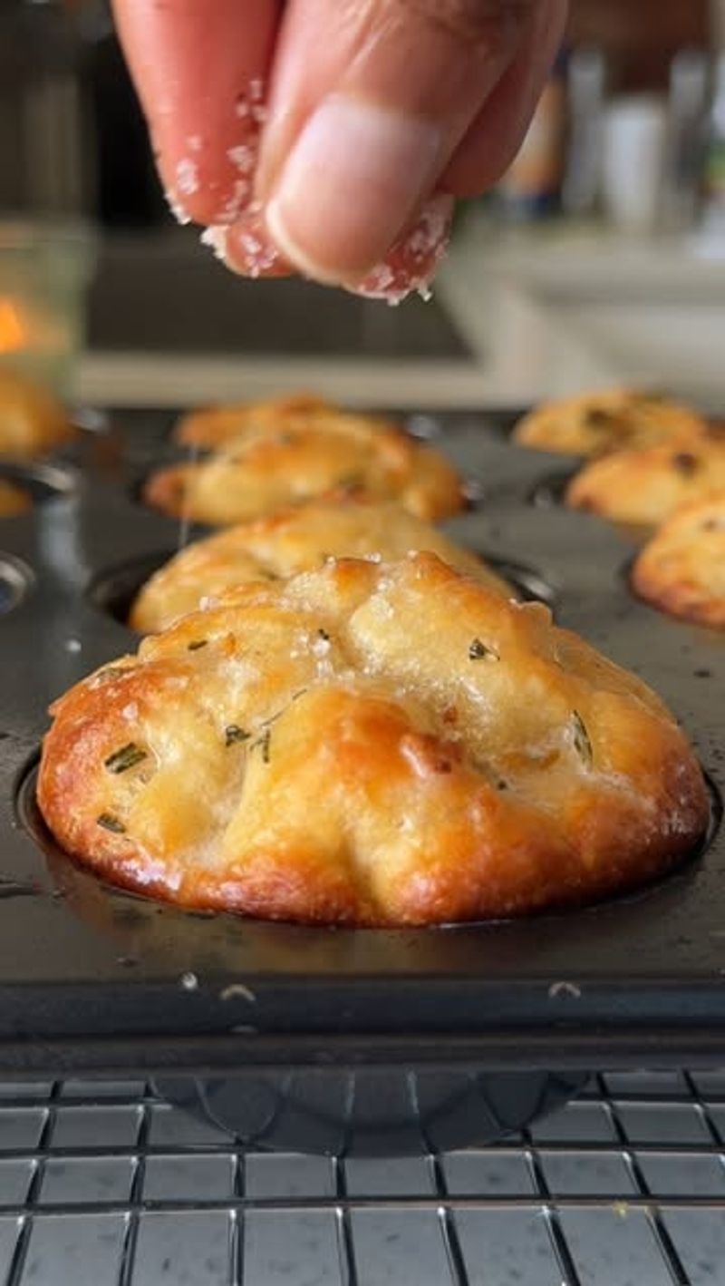 Muffin Garlic Bread