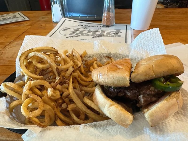 Oklahoma: Nic’s Grill