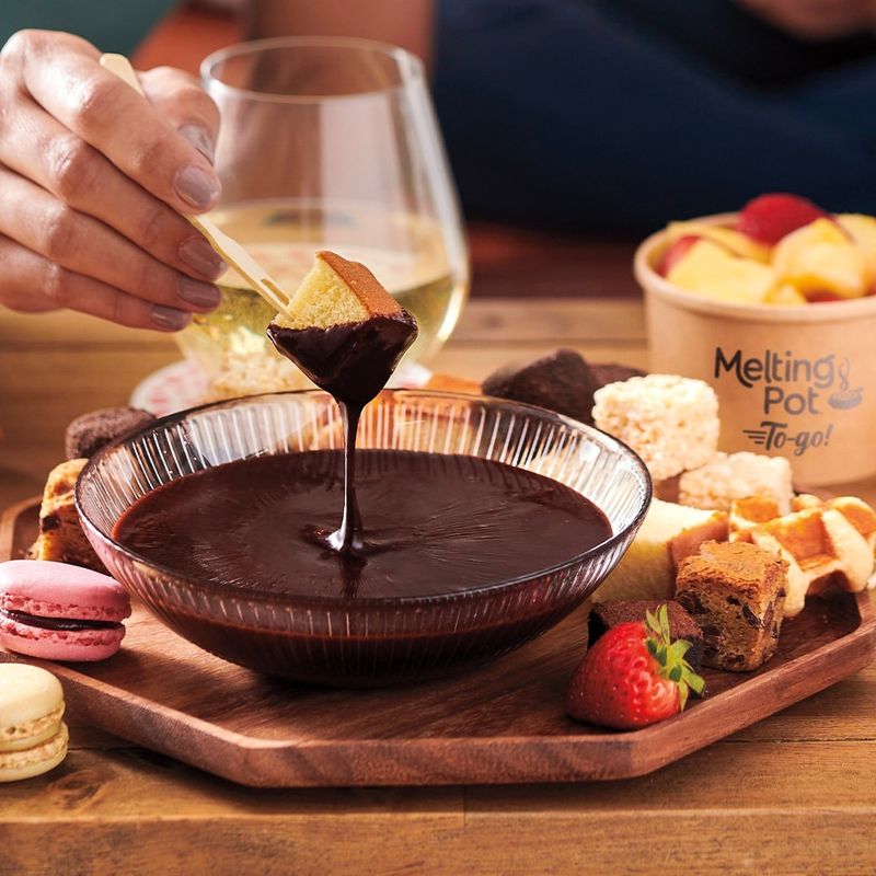 Peanut Butter Chocolate Fondue
