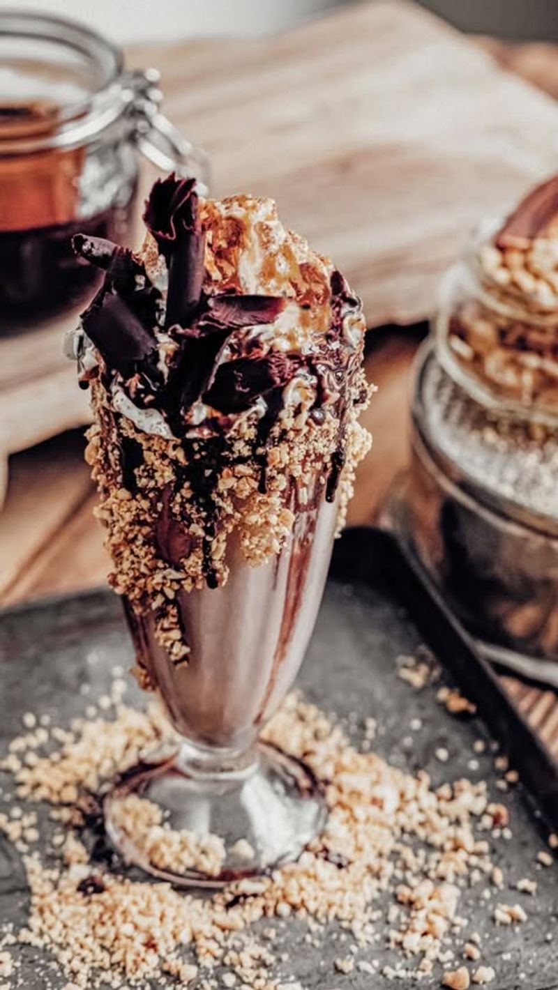 Peanut Butter Chocolate Milkshake