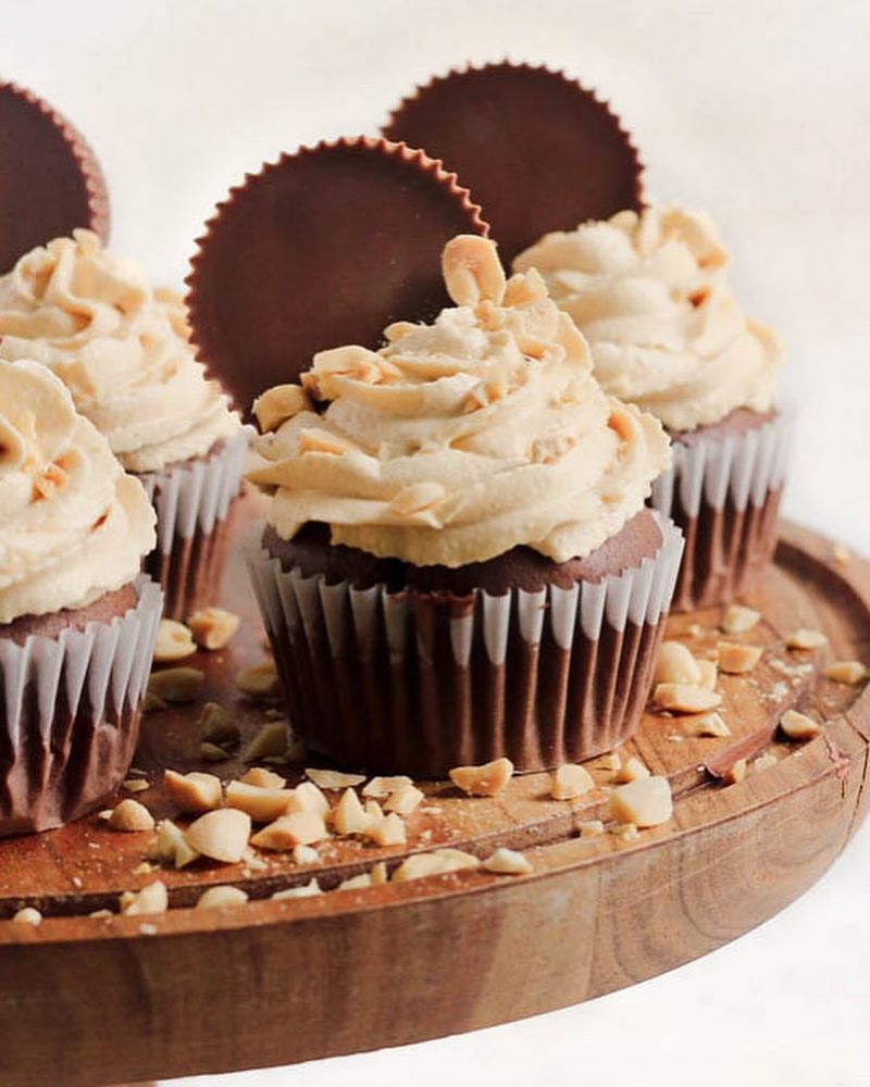 Peanut Butter Cup Cakes