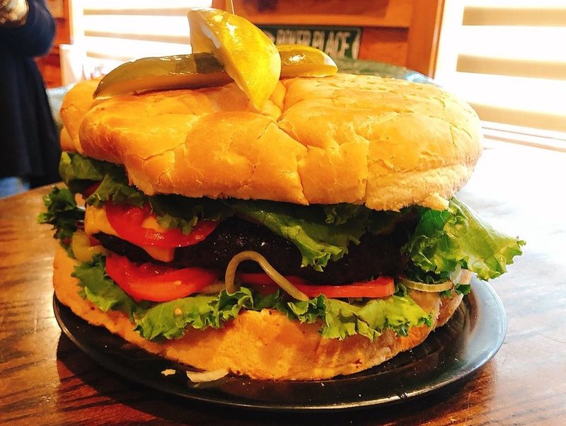 Pennsylvania: Denny’s Beer Barrel Pub