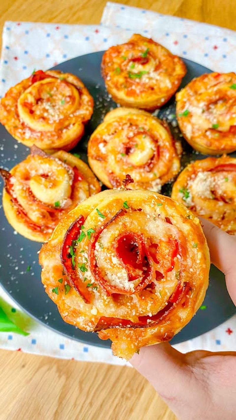 Pepperoni Pizza Rolls