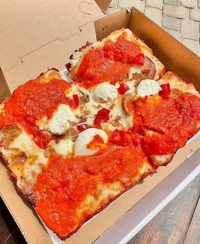 Pizza Paradiso