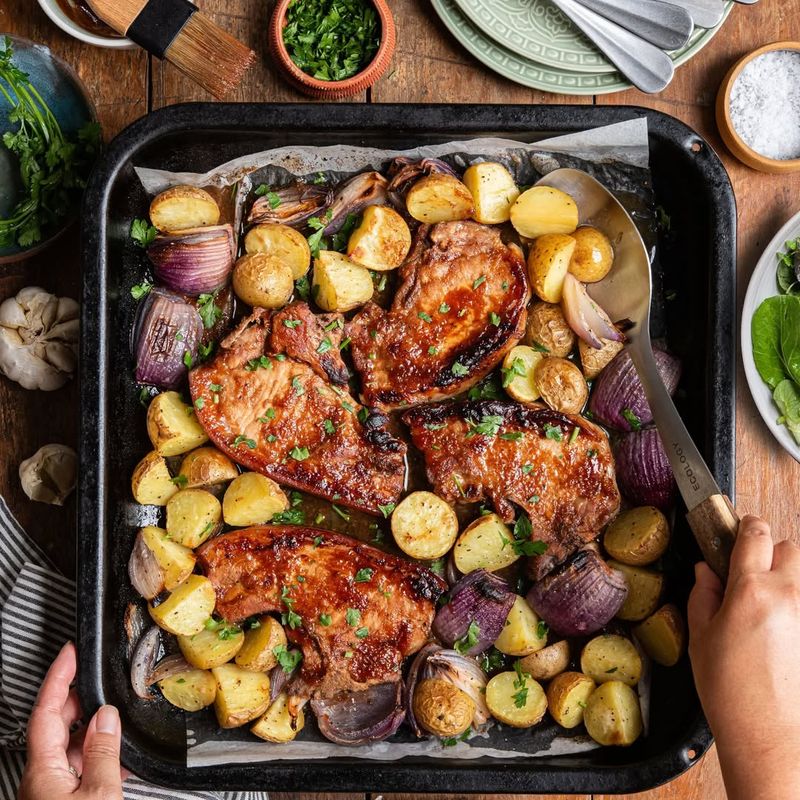 Pork Chops with Balsamic Reduction