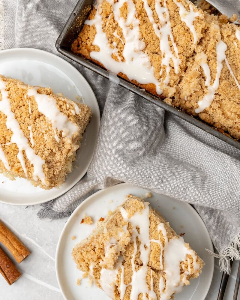 Cinnamon Apple Coffee Cake