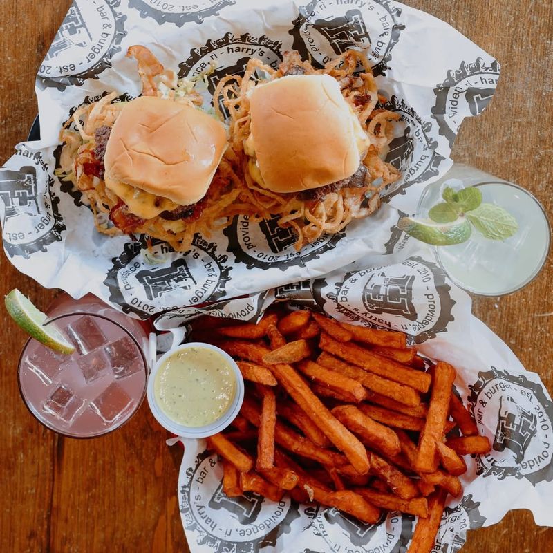 Rhode Island: Harry’s Bar & Burger