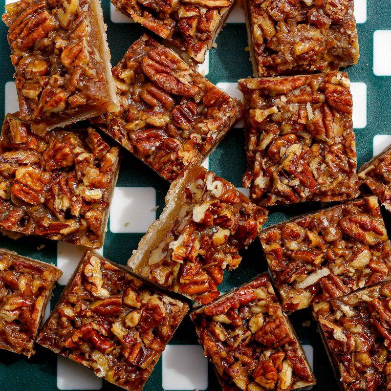 Salted Caramel Pecan Bars