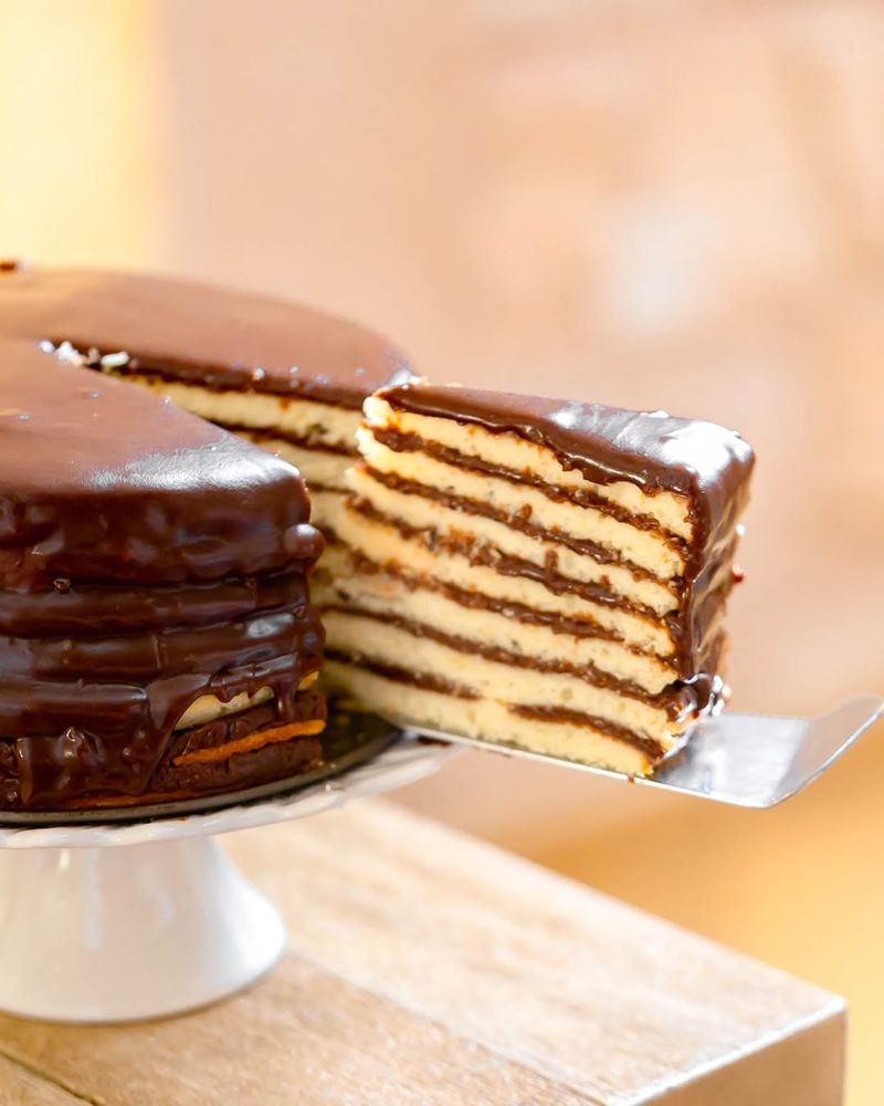 Smith Island Cake