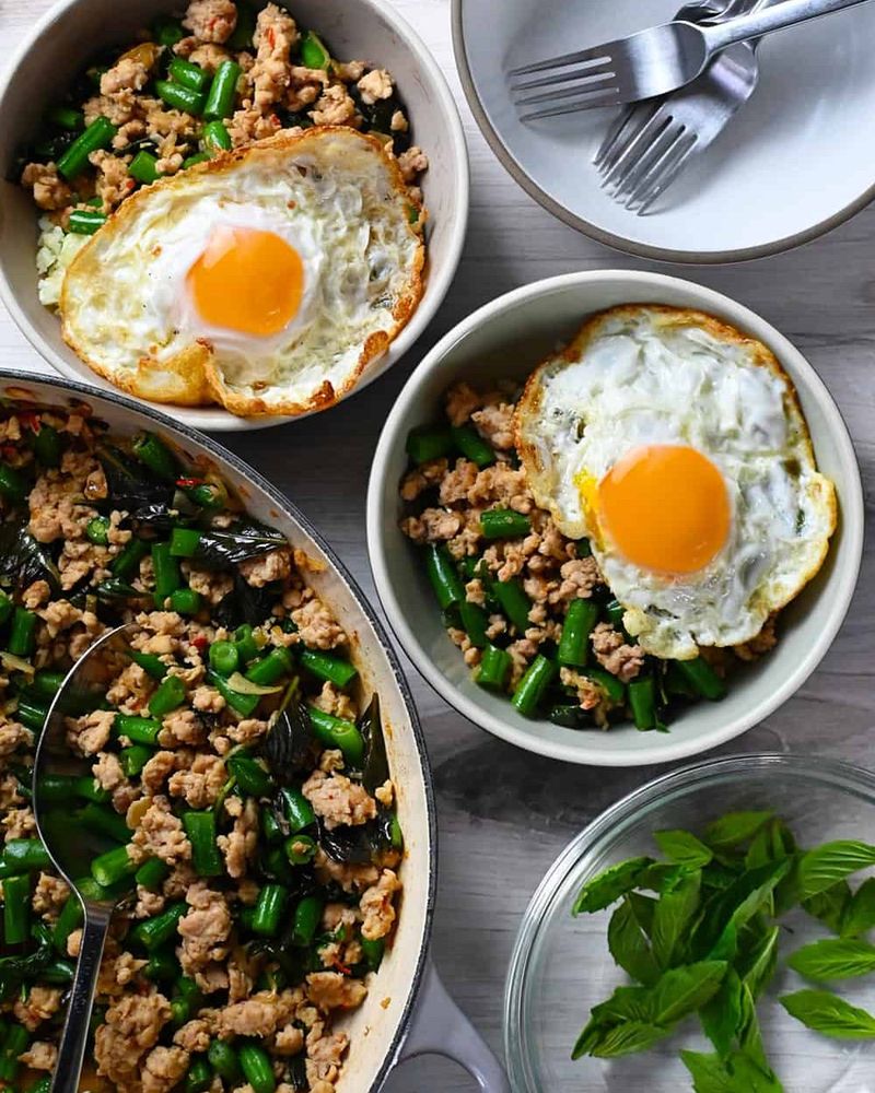 Spicy Thai Basil Chicken