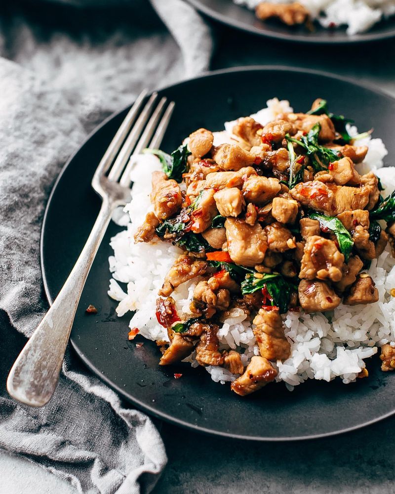Spicy Thai Basil Chicken