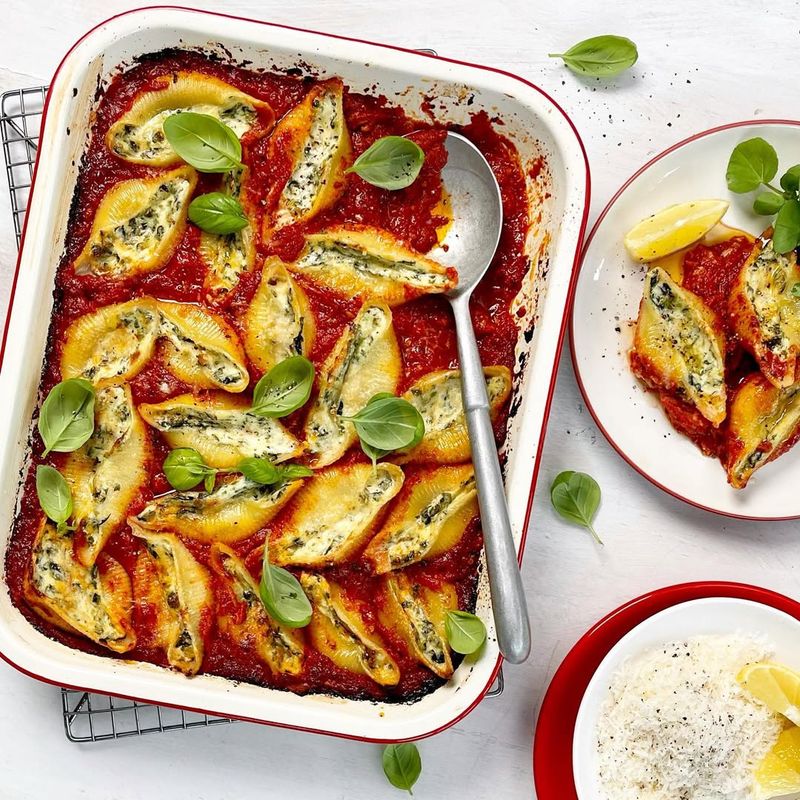 Spinach and Ricotta Stuffed Shells