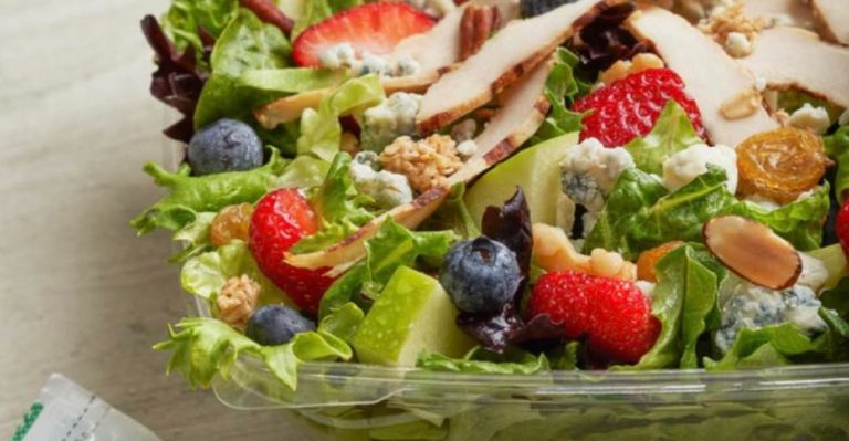 The Best 25 Fast-Food Salads To Order When You’re Eating Healthy