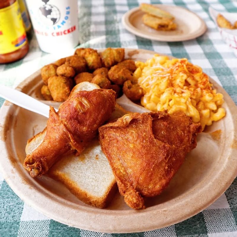 Alabama: Gus's Hot Chicken