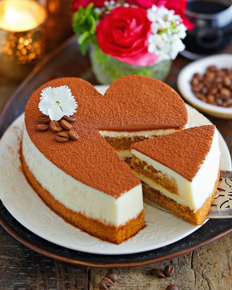 Tiramisu Cake
