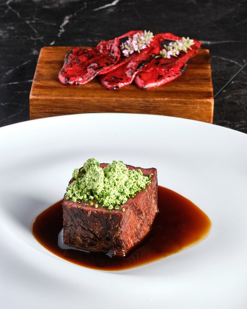 é by José Andrés
