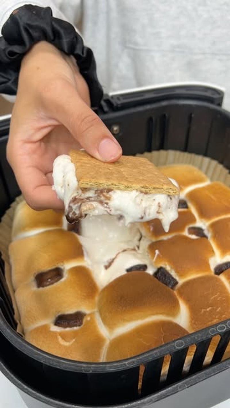 Air Fryer S'mores