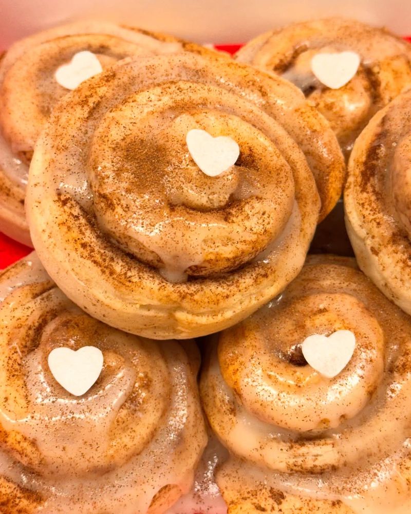 Almond Flour Cinnamon Rolls