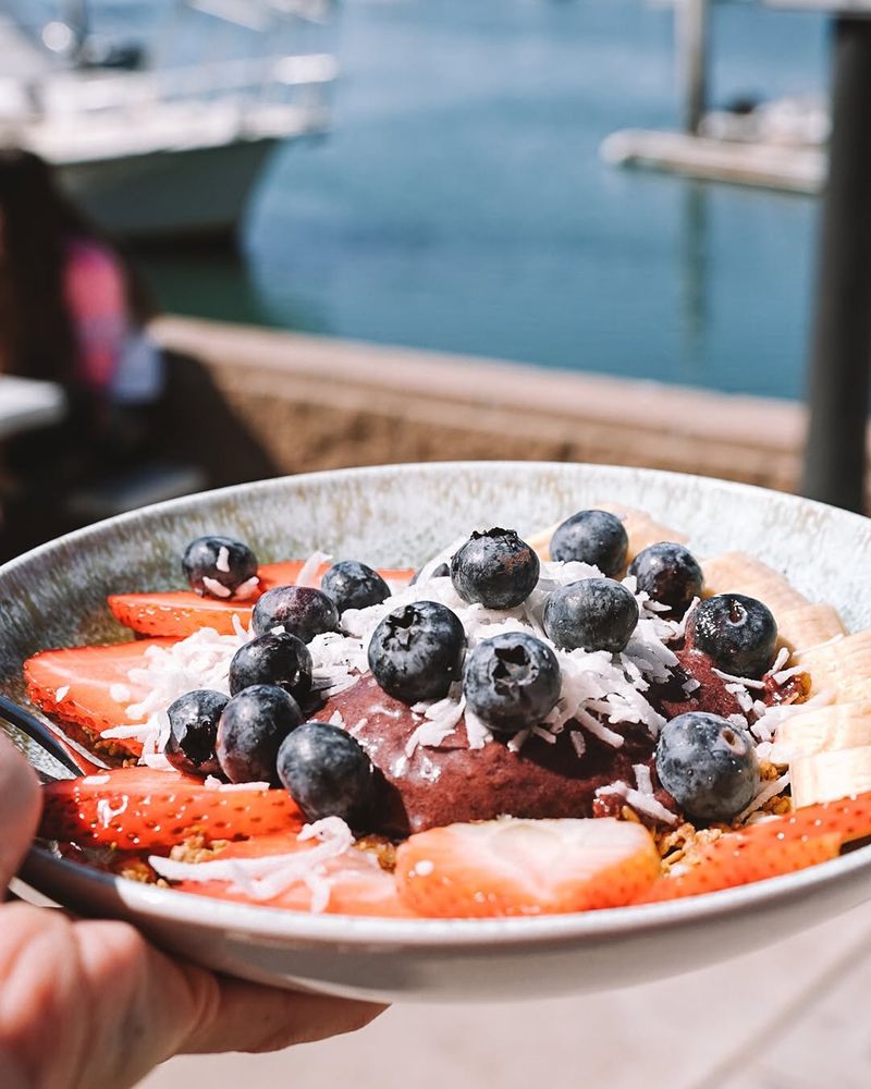 California: Acai Bowl