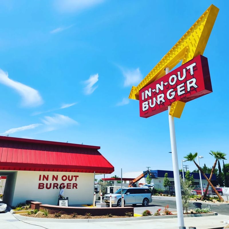 California - In-N-Out Burger