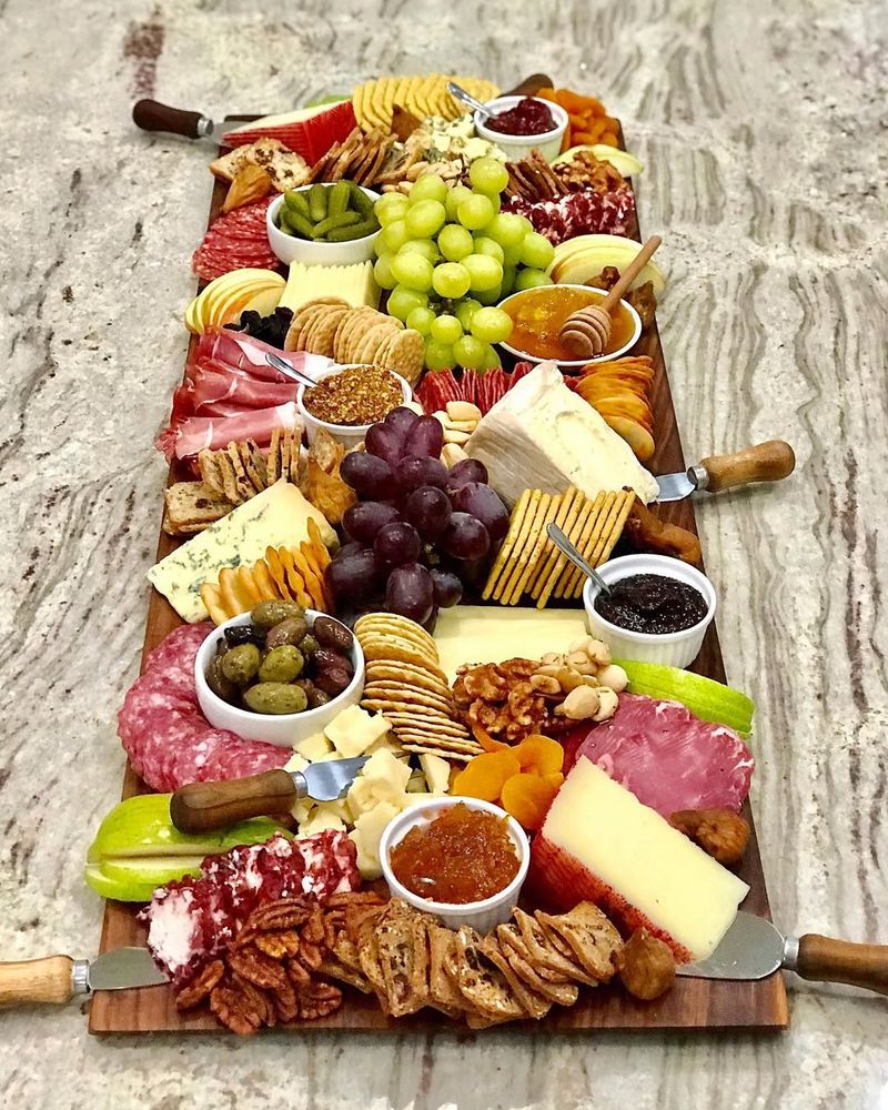 Cheese & Charcuterie Plate