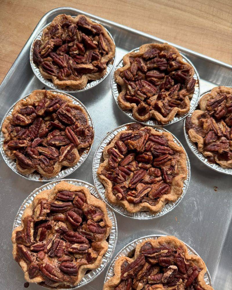 Li'l Pecan Pies