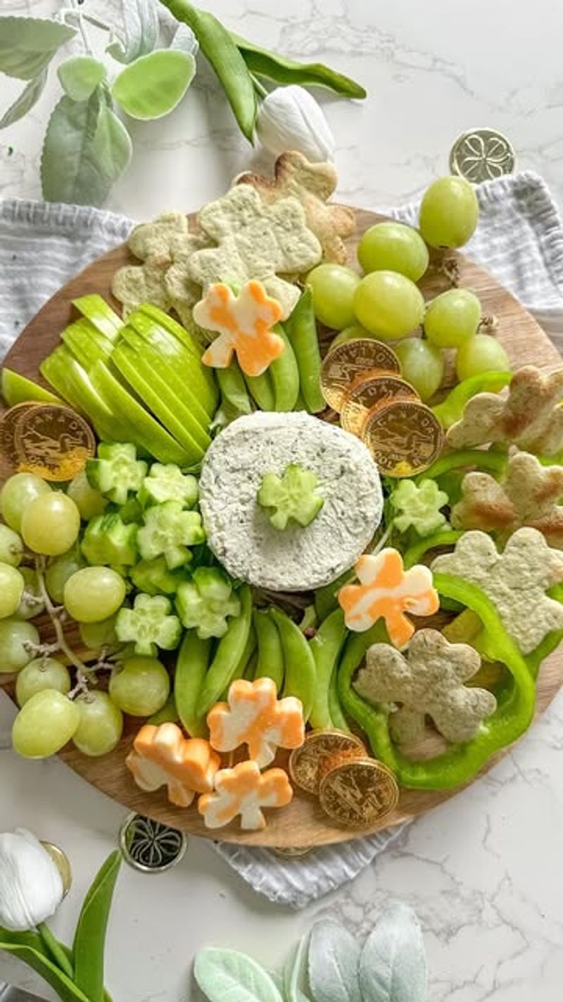 Green Apple And Cheddar Platter