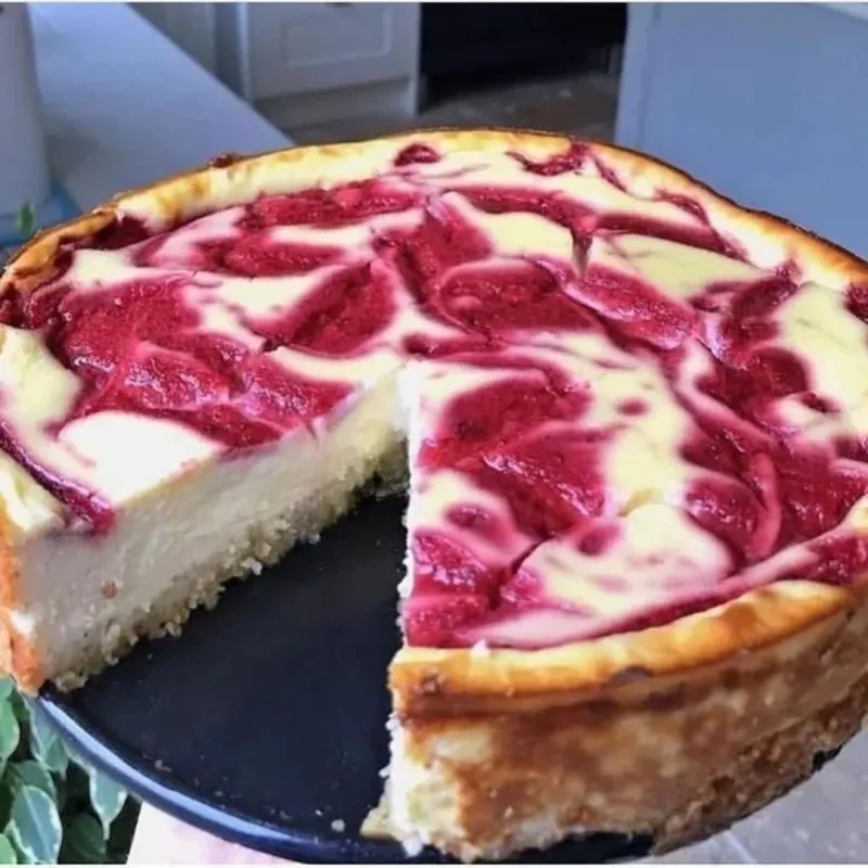 Keto Raspberry Cheesecake