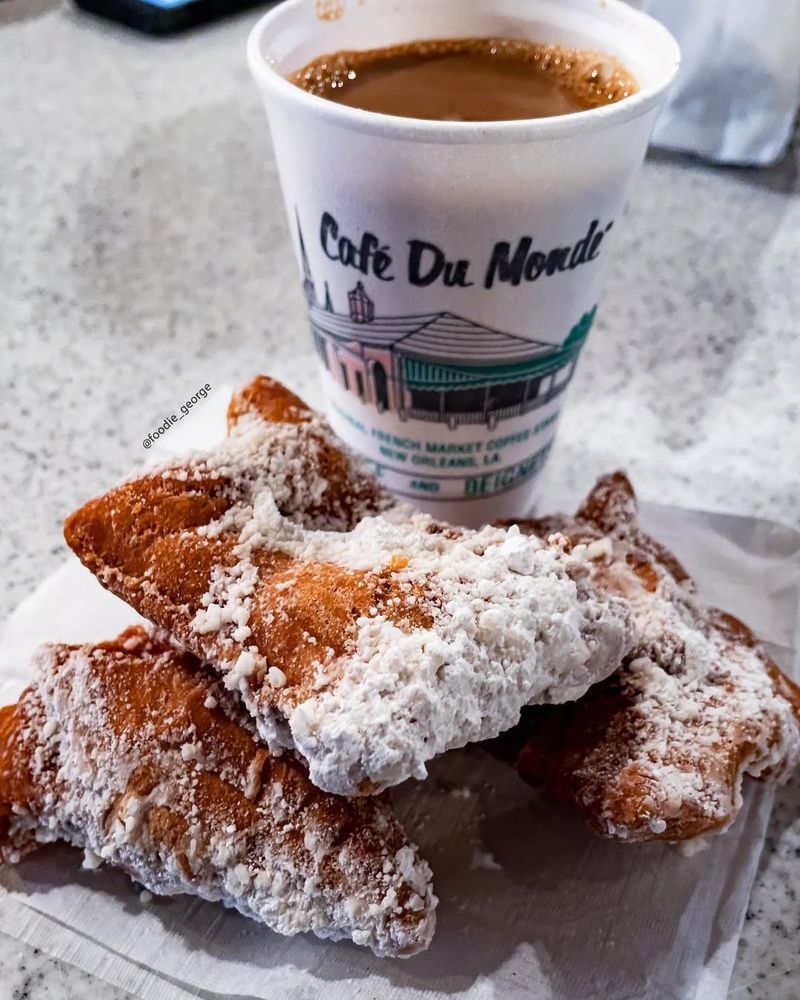 Café Du Monde
