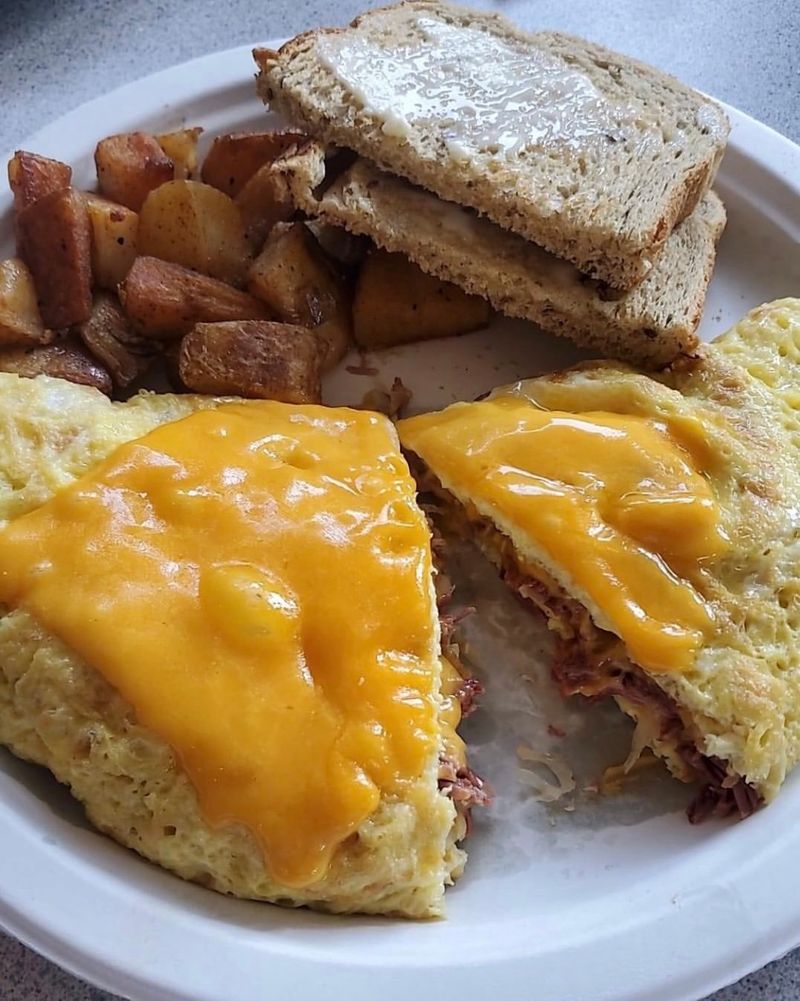 Cheesy Corned Beef Omelet