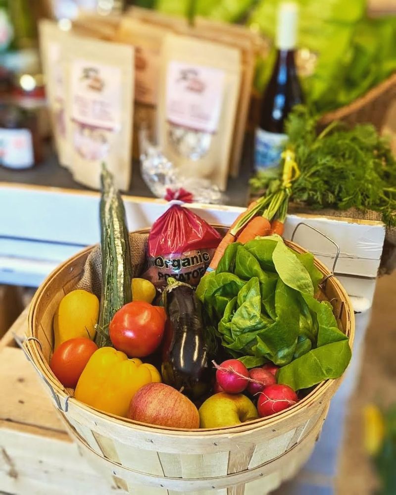 Organic Fruit Basket