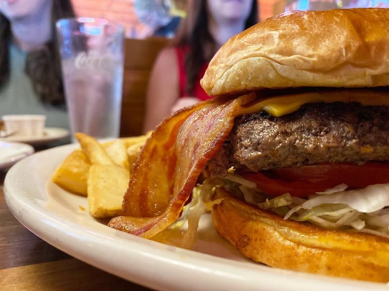 Bacon Cheeseburger