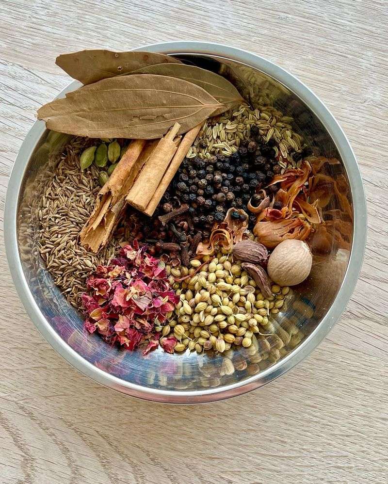 Spices (E.G., Cinnamon, Nutmeg, Cardamom)
