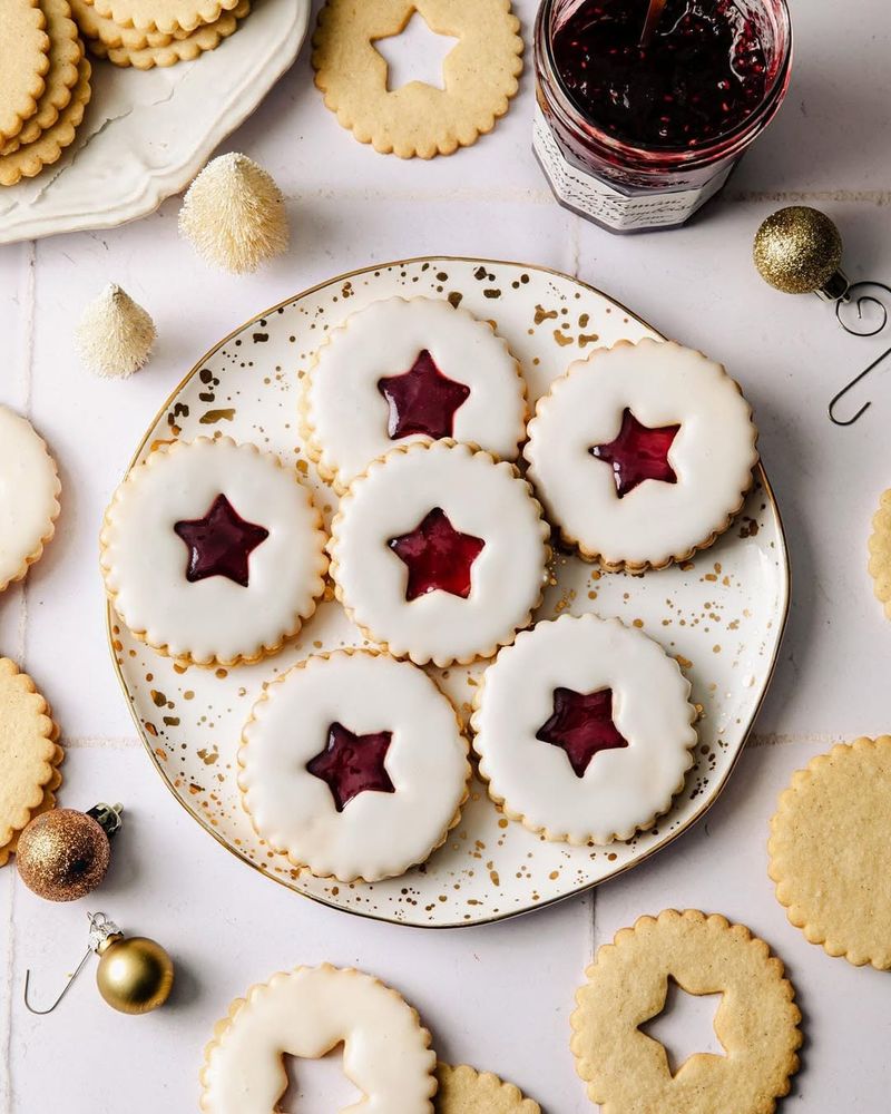 Raspberry Linzer Cookies