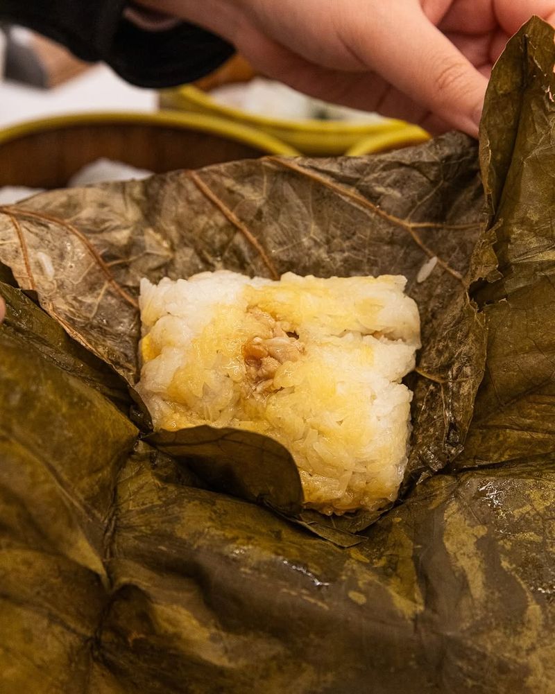 Lo Mai Gai (Sticky Rice in Lotus Leaf)