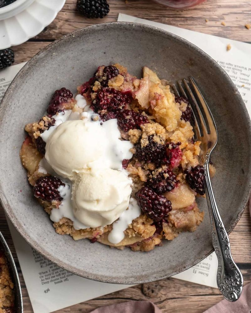 Blackberry Crumble