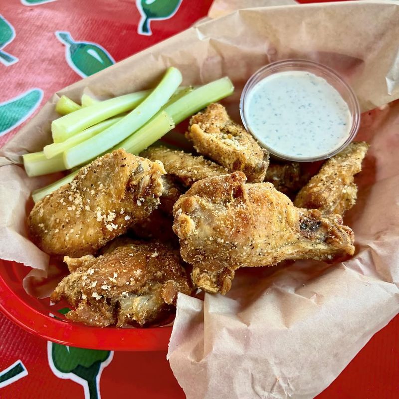 Crispy Horseradish Chicken Wings