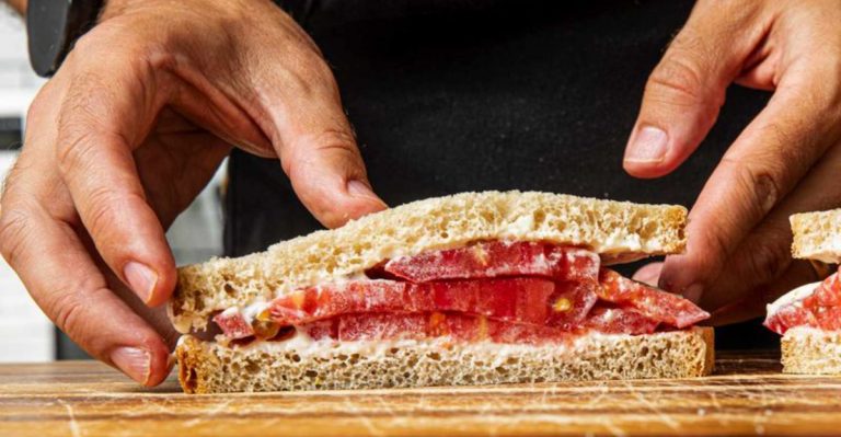 How To Make A Tomato Sandwich Like A True Southerner In 15 Simple Steps