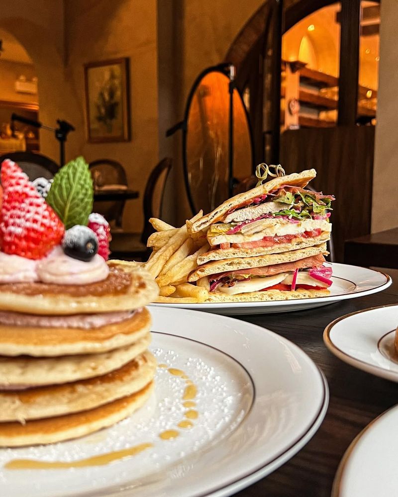 Illinois: Deep-Dish Pancakes